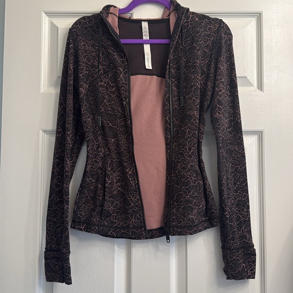 Lululemon define jacket - size 4 - Picture 2 of 7